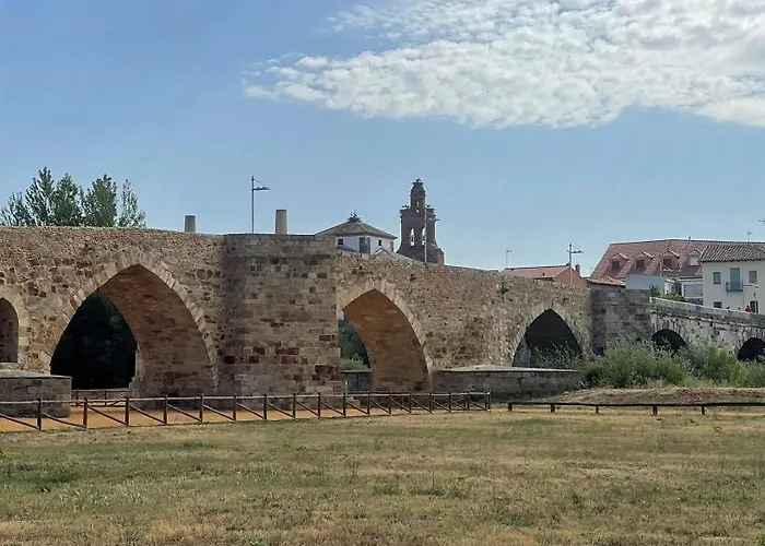 Puente De Orbigo 3*